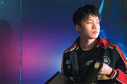 英雄联盟厂长是谁 clearlove为什么叫厂长